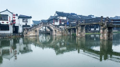 「探索奇妙世界,尽在二郎腿的坏处有哪些?蜗牛问答」